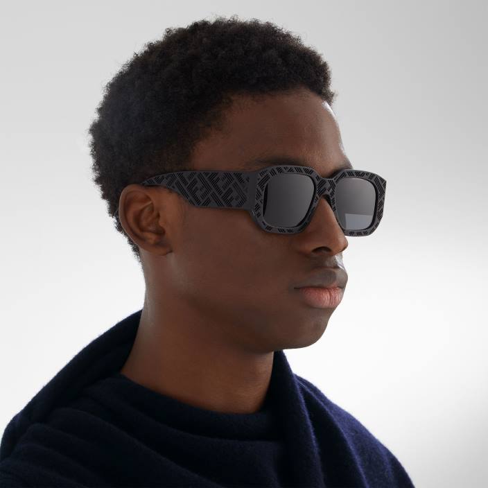 moški senčna acetatna sončna očala Črna Fendi dodatki Z68L2352