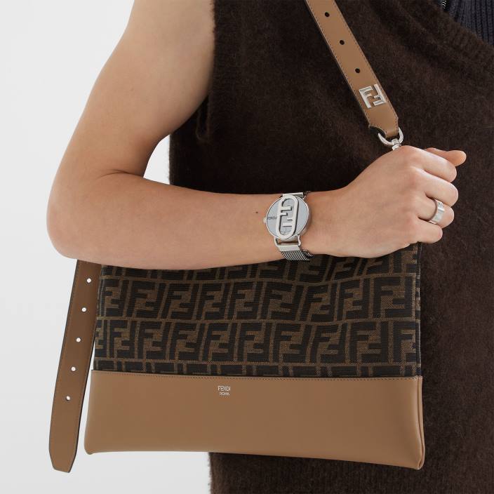 moški kovinski obroč srebro Fendi nakit Z68L2690