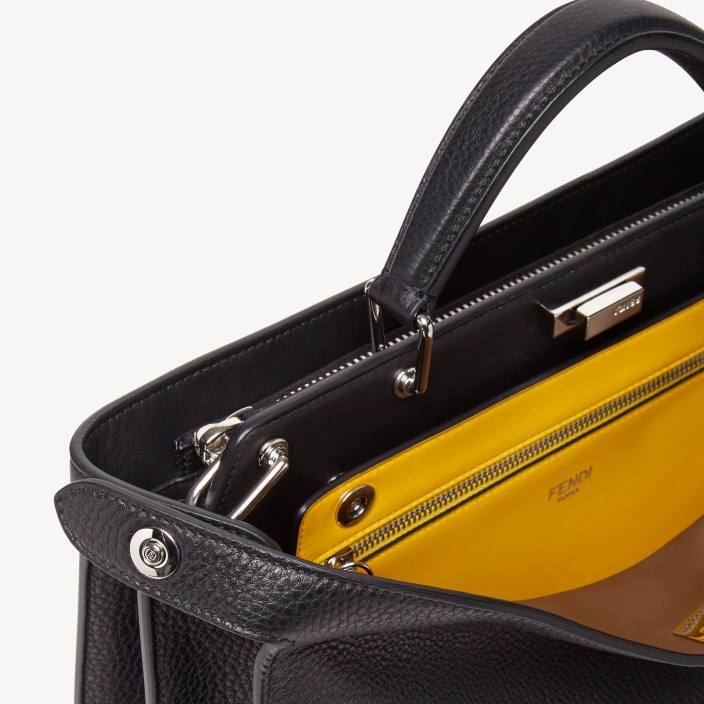 moški srednje velika usnjena torba peekaboo iseeu Črna Fendi dodatki Z68L1817