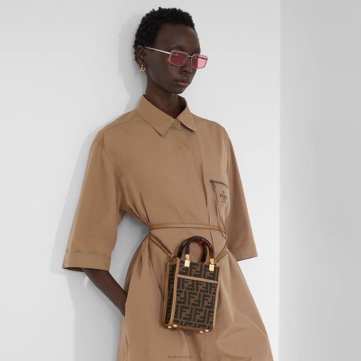 ženske prvi uhani srebro Fendi nakit Z68L1689