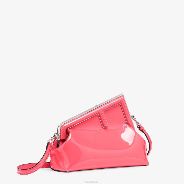 ženske lakirana torbica roza Fendi dodatki Z68L707