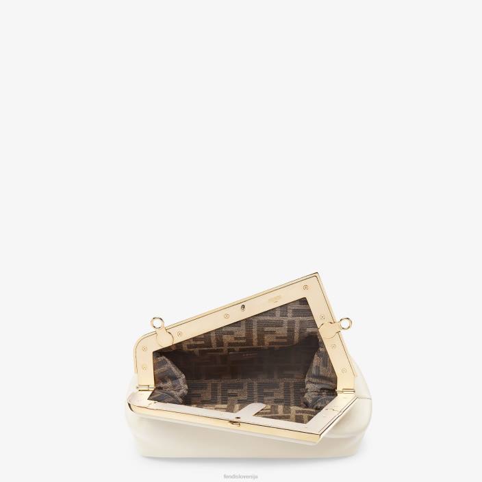 ženske usnjena torba v obliki kamelije bela Fendi dodatki Z68L853