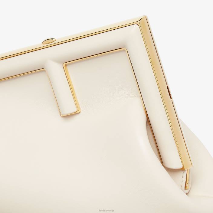 ženske usnjena torba v obliki kamelije bela Fendi dodatki Z68L853